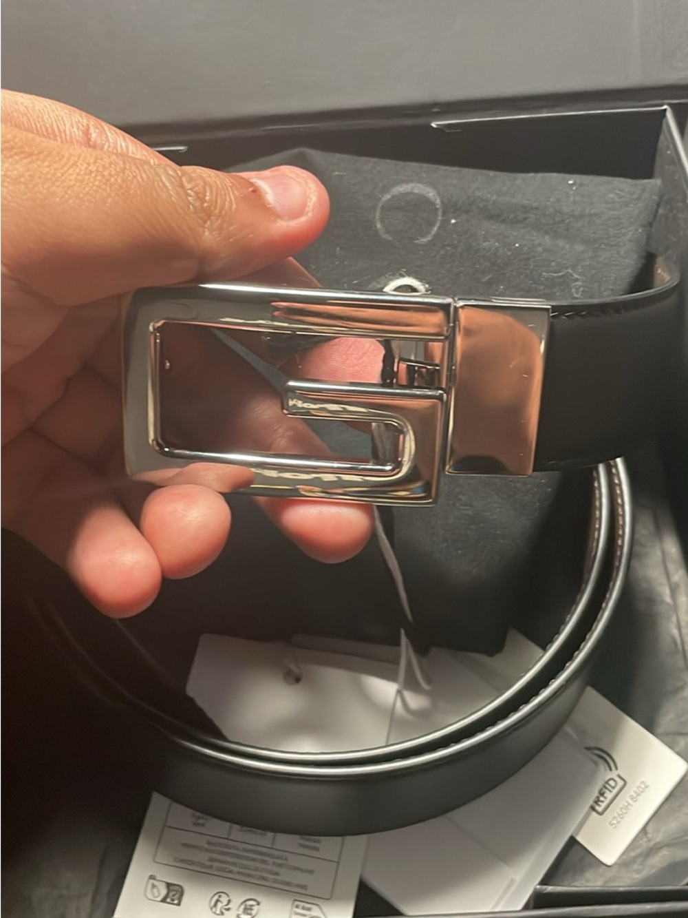 Gucci Black Leather Belt with Signature Silver G Buckle